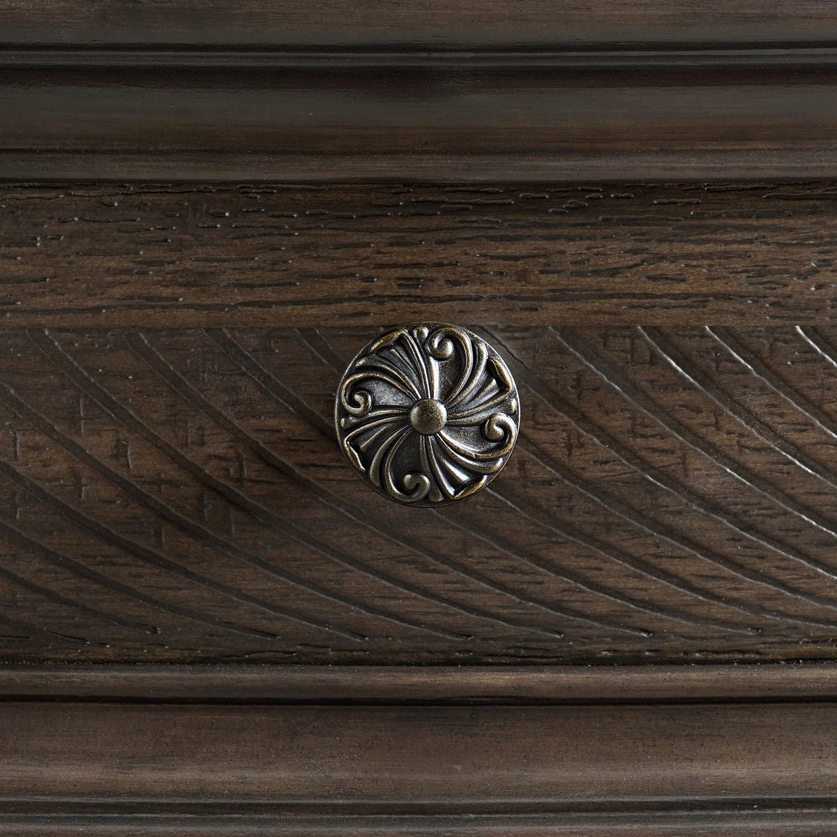 Brunswick 5-Drawer Chest in Mahogany - Jack’s Furniture and More (Laredo, TX)