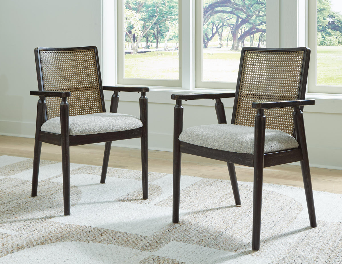 Galliden Dining Arm Chair - Jack’s Furniture and More (Laredo, TX)