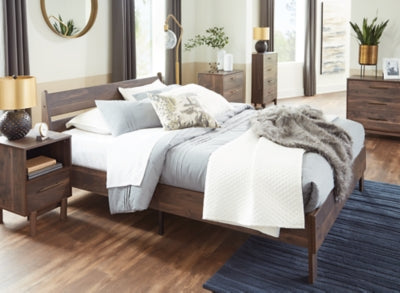 Calverson Bed - Jack’s Furniture and More (Laredo, TX)