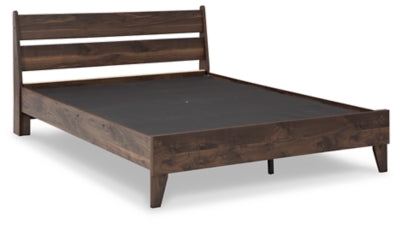 Calverson Bed - Jack’s Furniture and More (Laredo, TX)