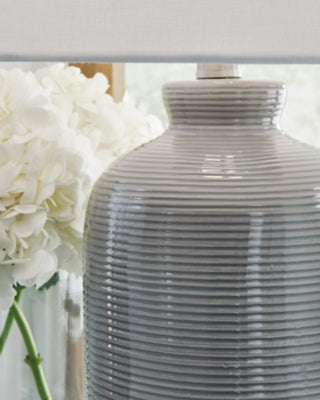 Wimlow Table Lamp - Jack’s Furniture and More (Laredo, TX)