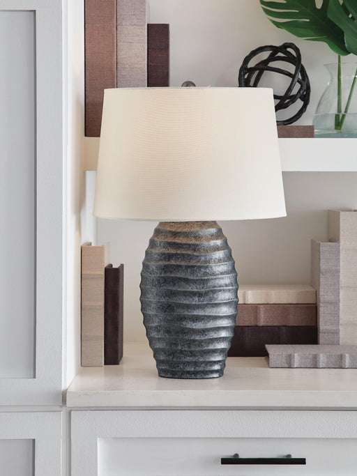 Caronick Table Lamp (Set of 2) - Jack’s Furniture and More (Laredo, TX)