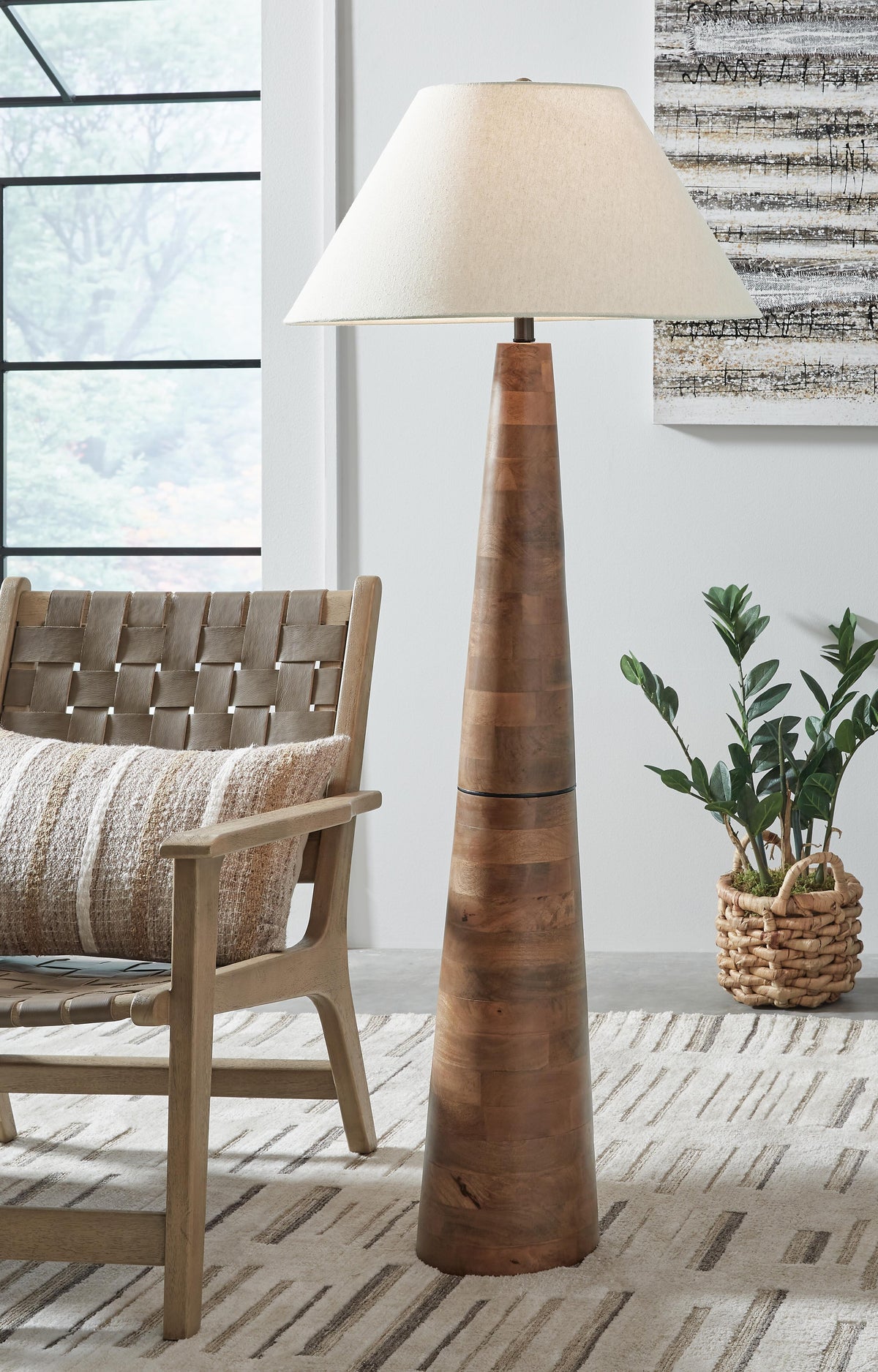Danset Floor Lamp - Jack’s Furniture and More (Laredo, TX)