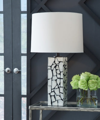 Macaria Table Lamp - Jack’s Furniture and More (Laredo, TX)