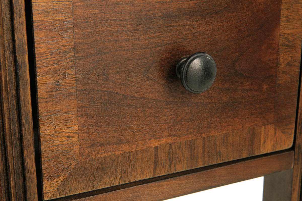 Breegin Chairside End Table - Jack’s Furniture and More (Laredo, TX)