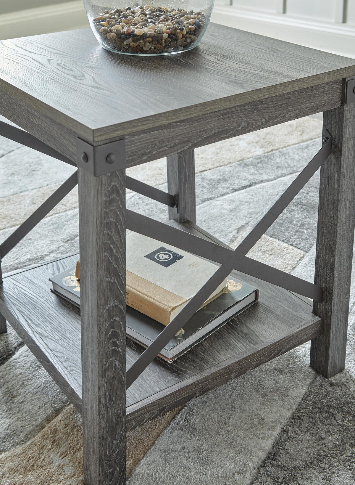Freedan End Table - Jack’s Furniture and More (Laredo, TX)