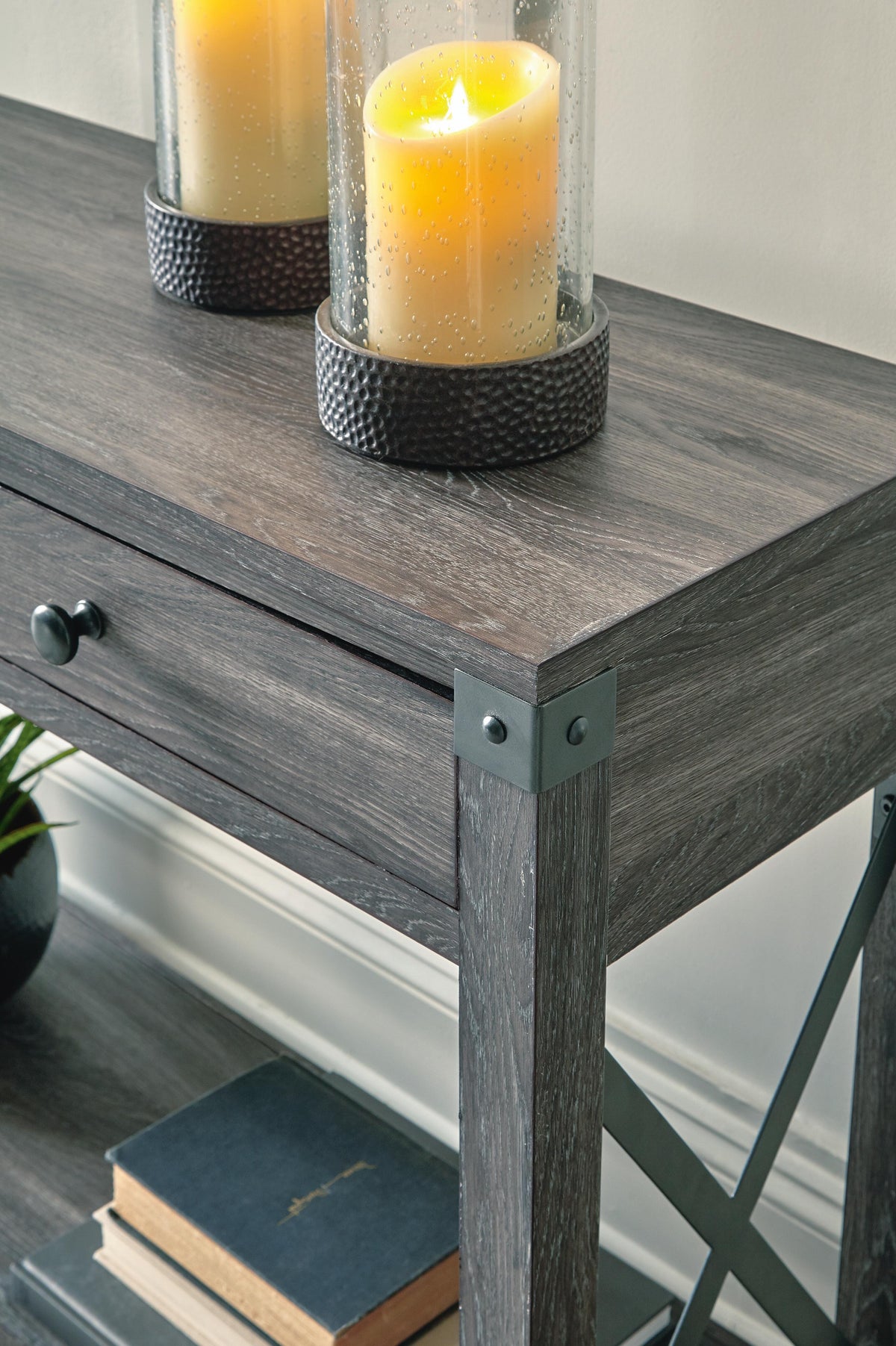 Freedan Sofa/Console Table - Jack’s Furniture and More (Laredo, TX)