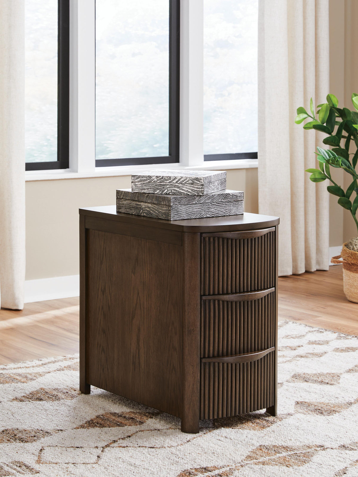 Camdill Chairside End Table - Jack’s Furniture and More (Laredo, TX)