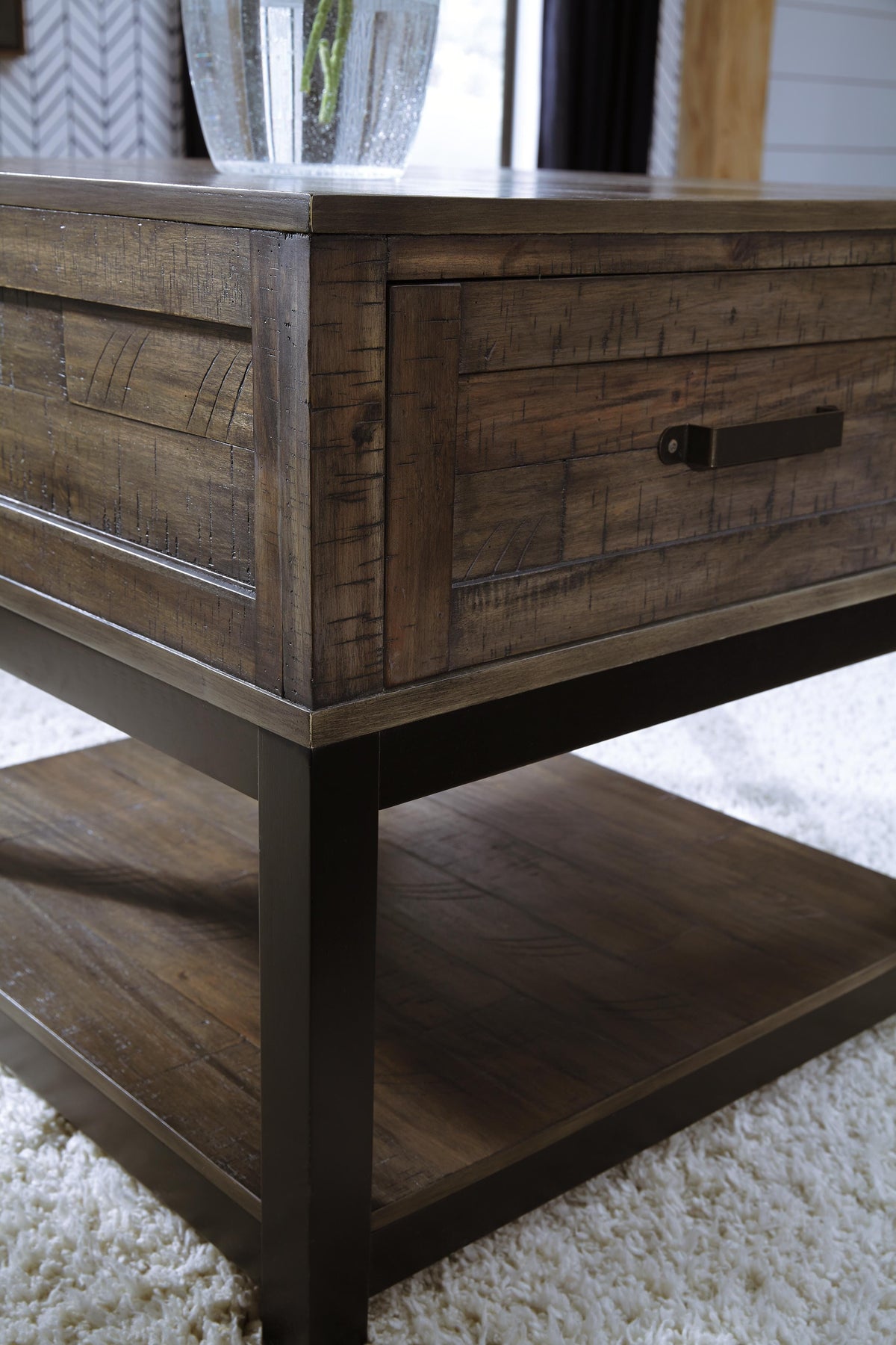 Johurst End Table - Jack’s Furniture and More (Laredo, TX)