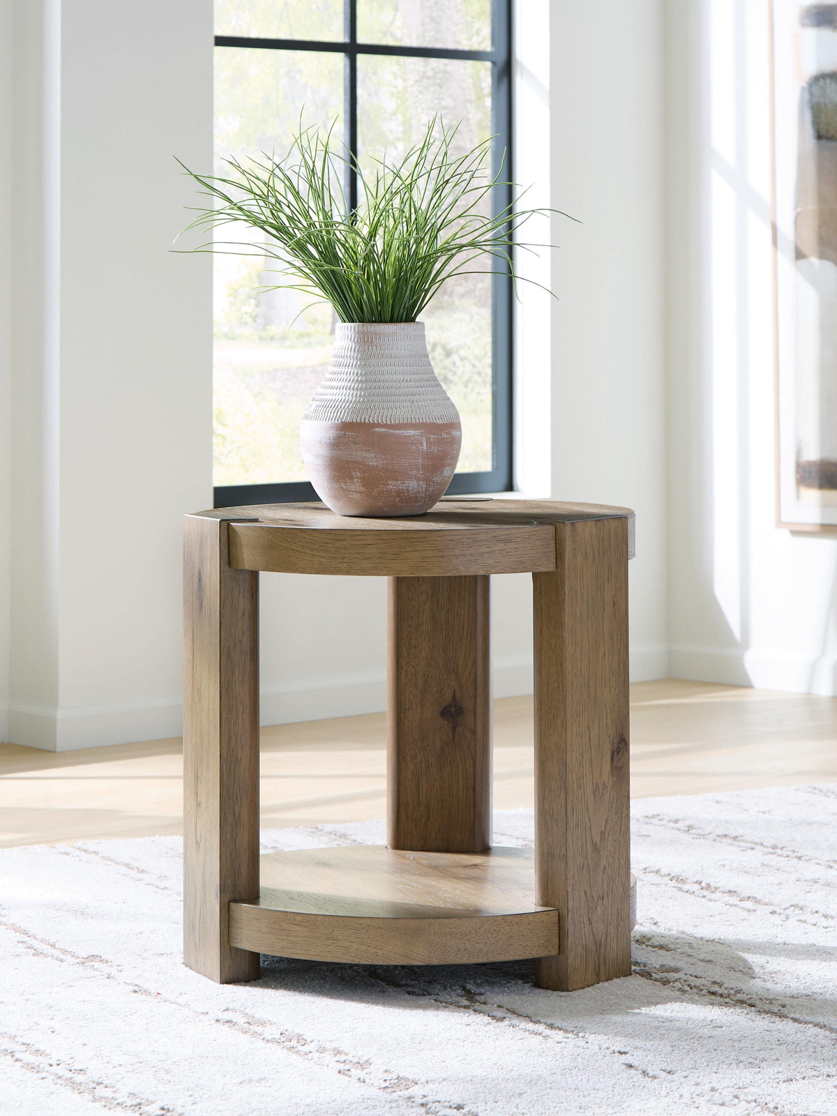Flangren End Table - Jack’s Furniture and More (Laredo, TX)