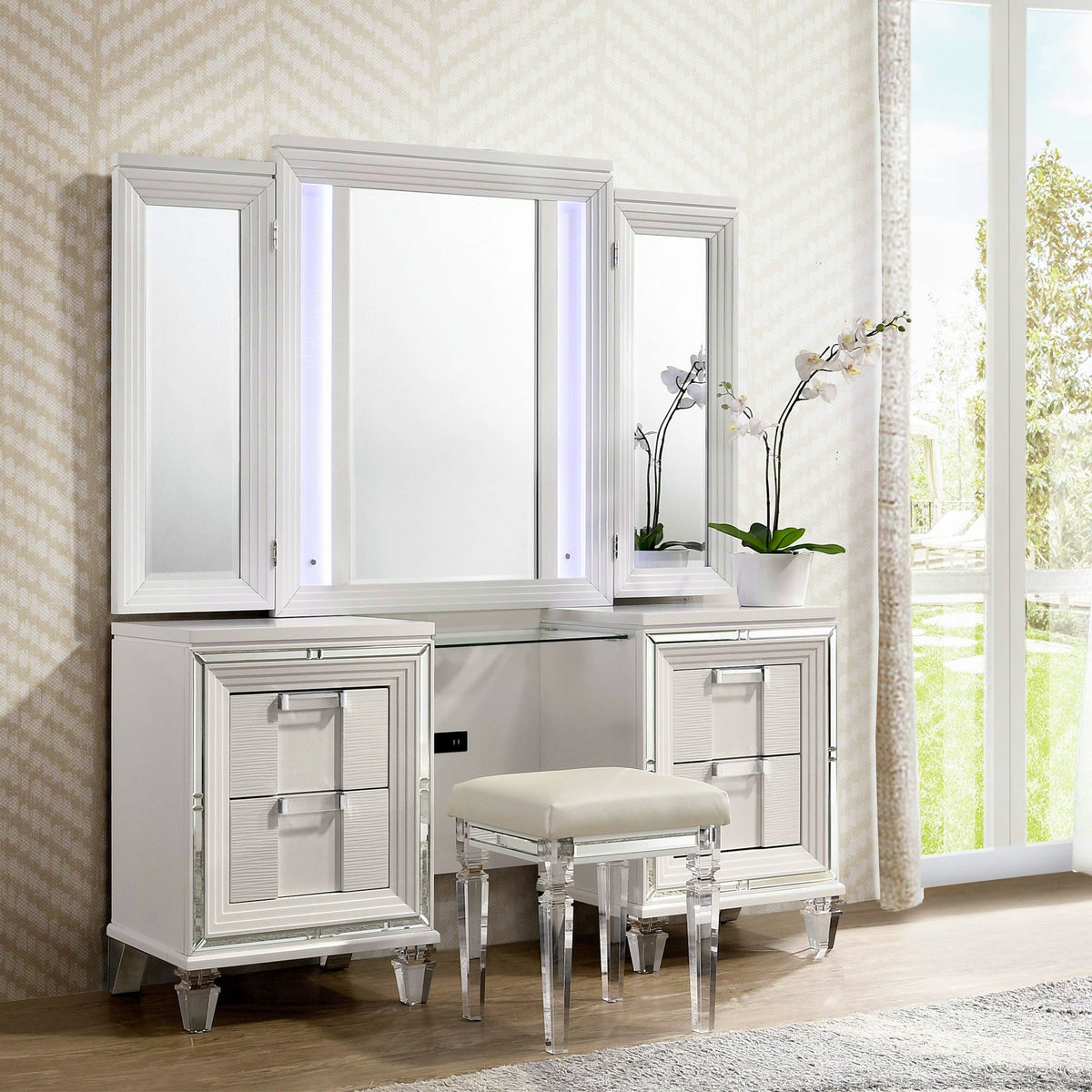 Twenty Nine Dressing Set