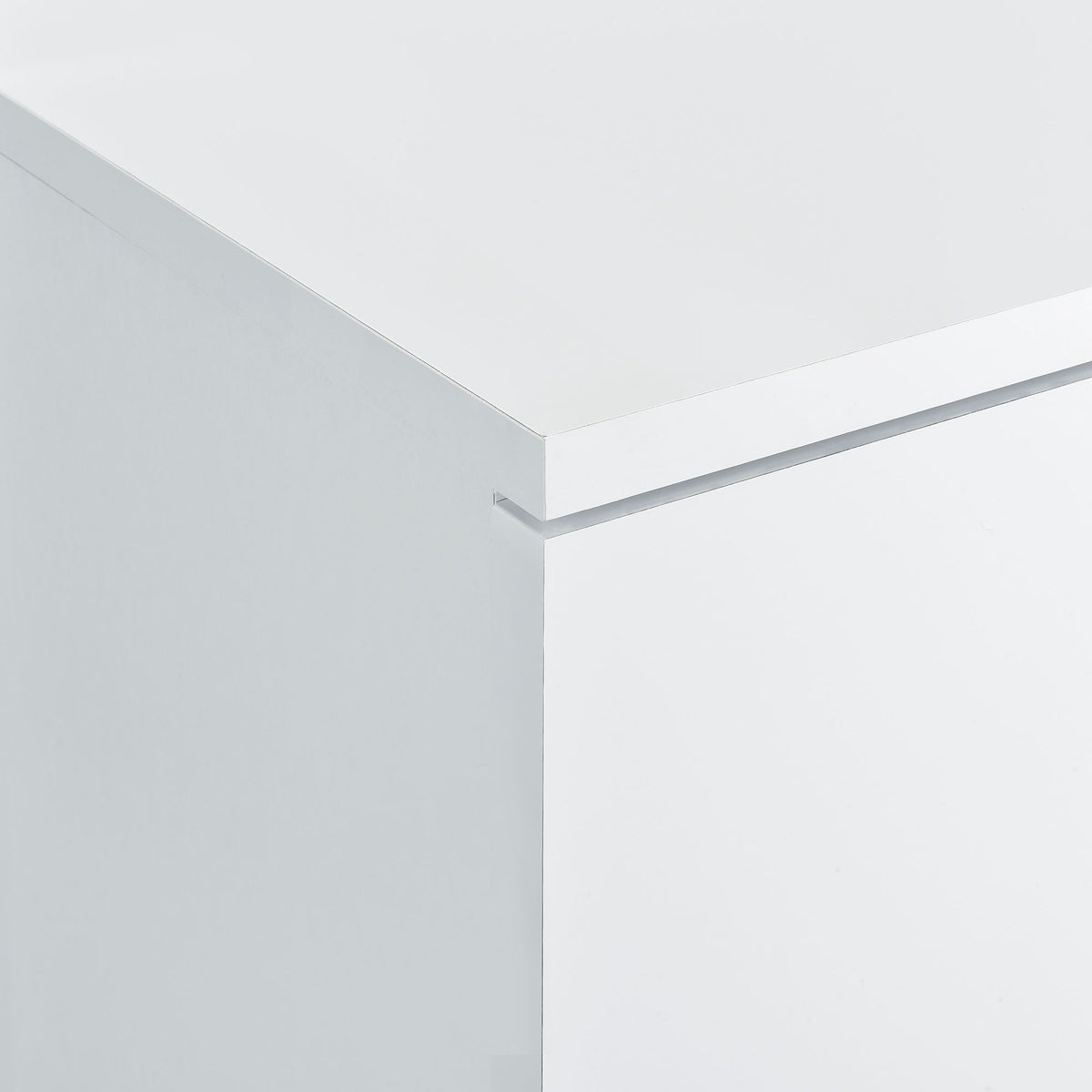 Vancouver Floor Mirror With Storage in White - Jack’s Furniture and More (Laredo, TX)