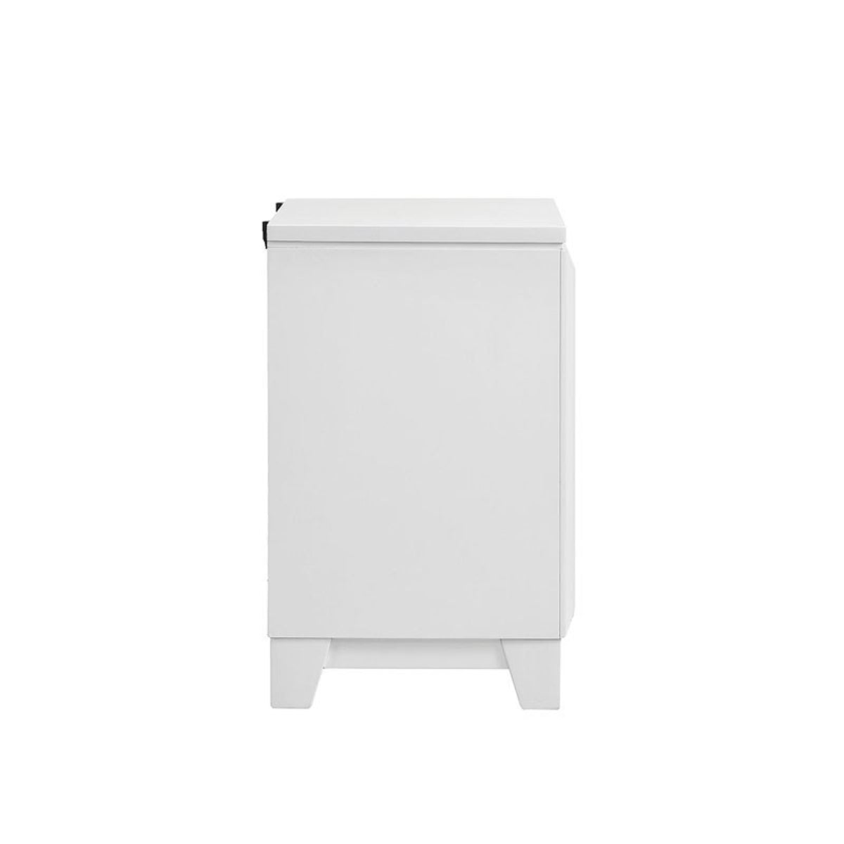 Moondance Nightstand in White - Jack’s Furniture and More (Laredo, TX)