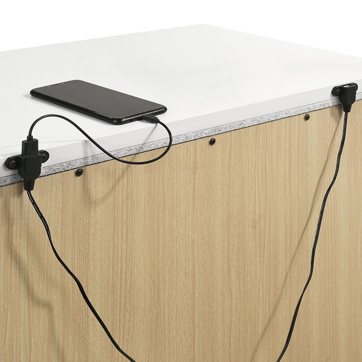 Moondance Nightstand in White - Jack’s Furniture and More (Laredo, TX)
