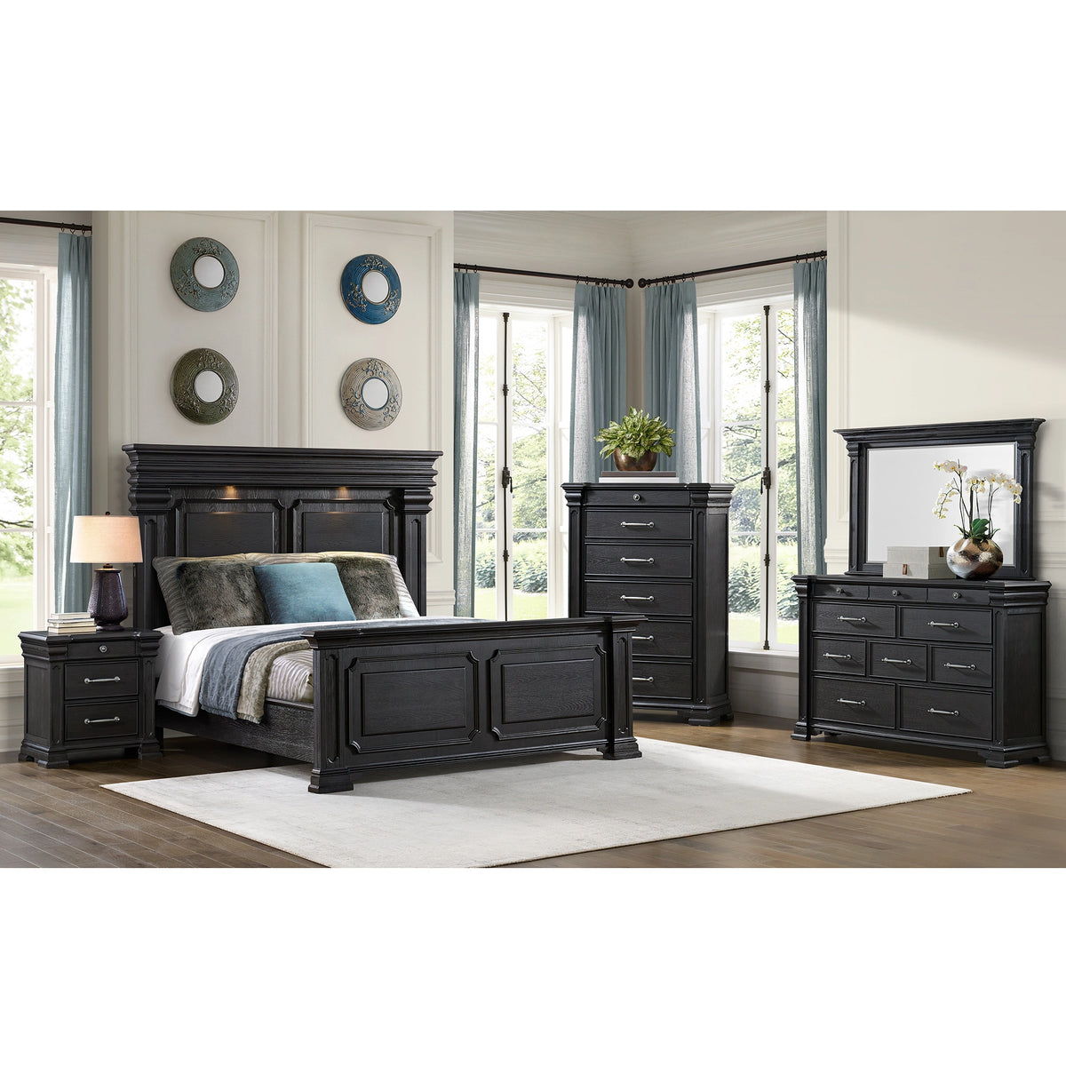 Kings Court Bedroom Set