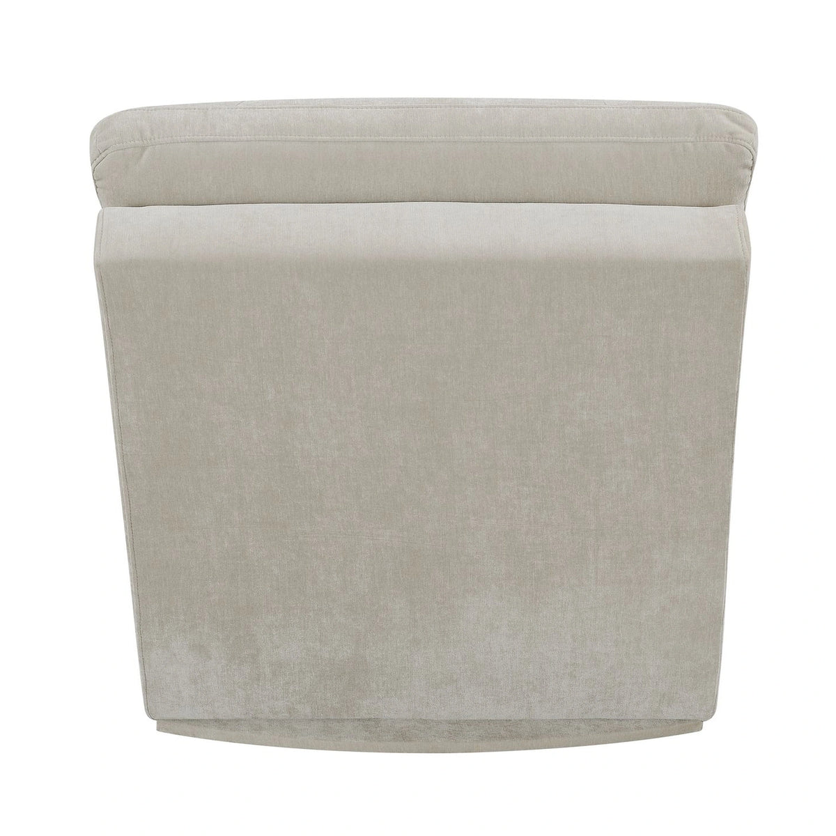 Dominick Chaise in Amigo