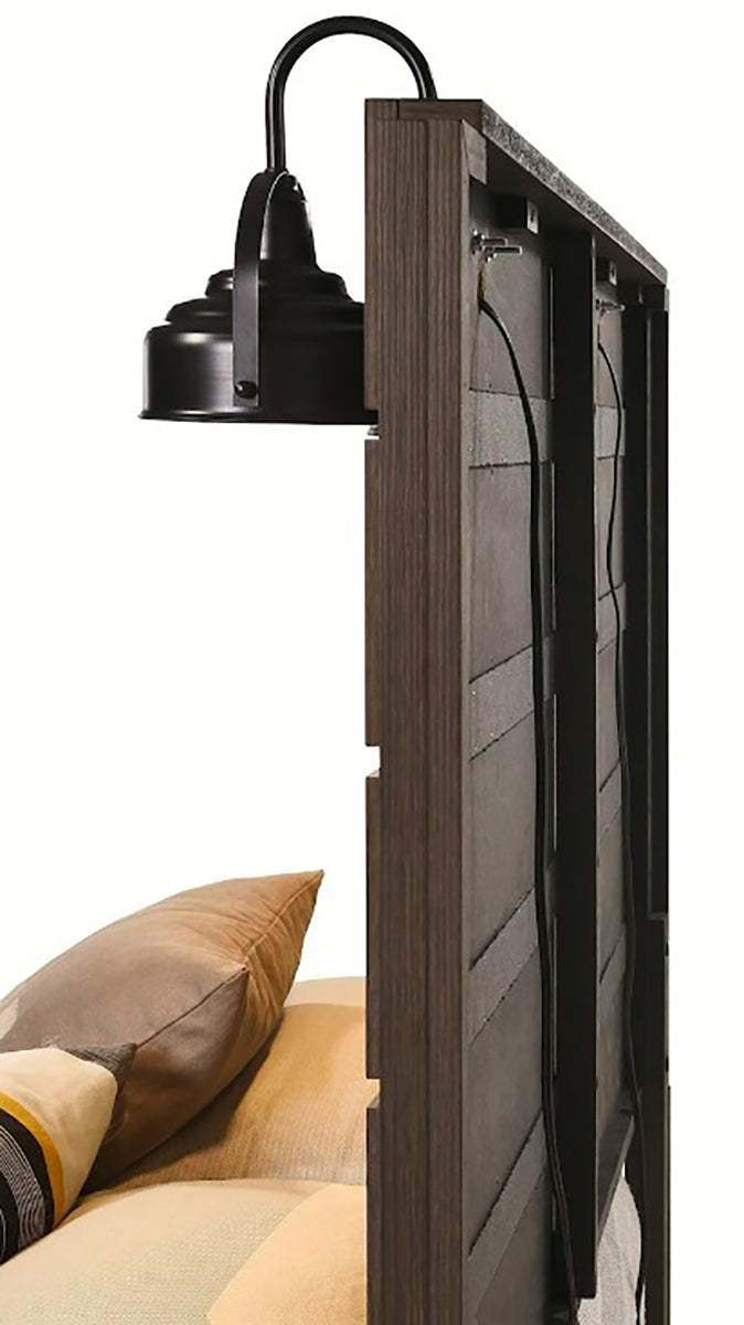 Carter Queen Platform Bed In Brown
