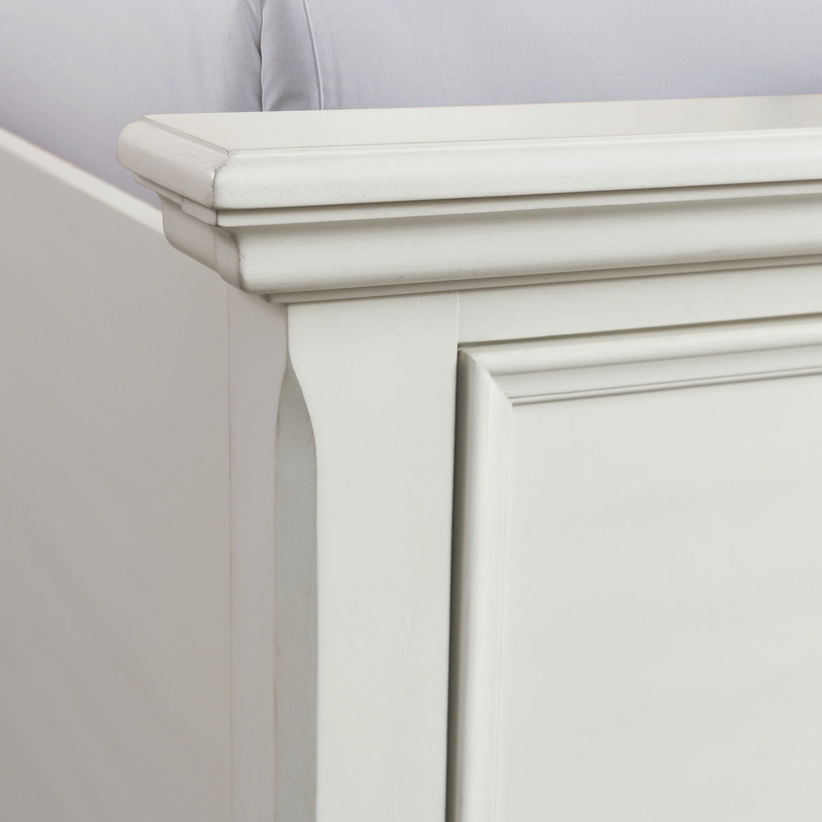 Slater Queen Platform Storage Bed