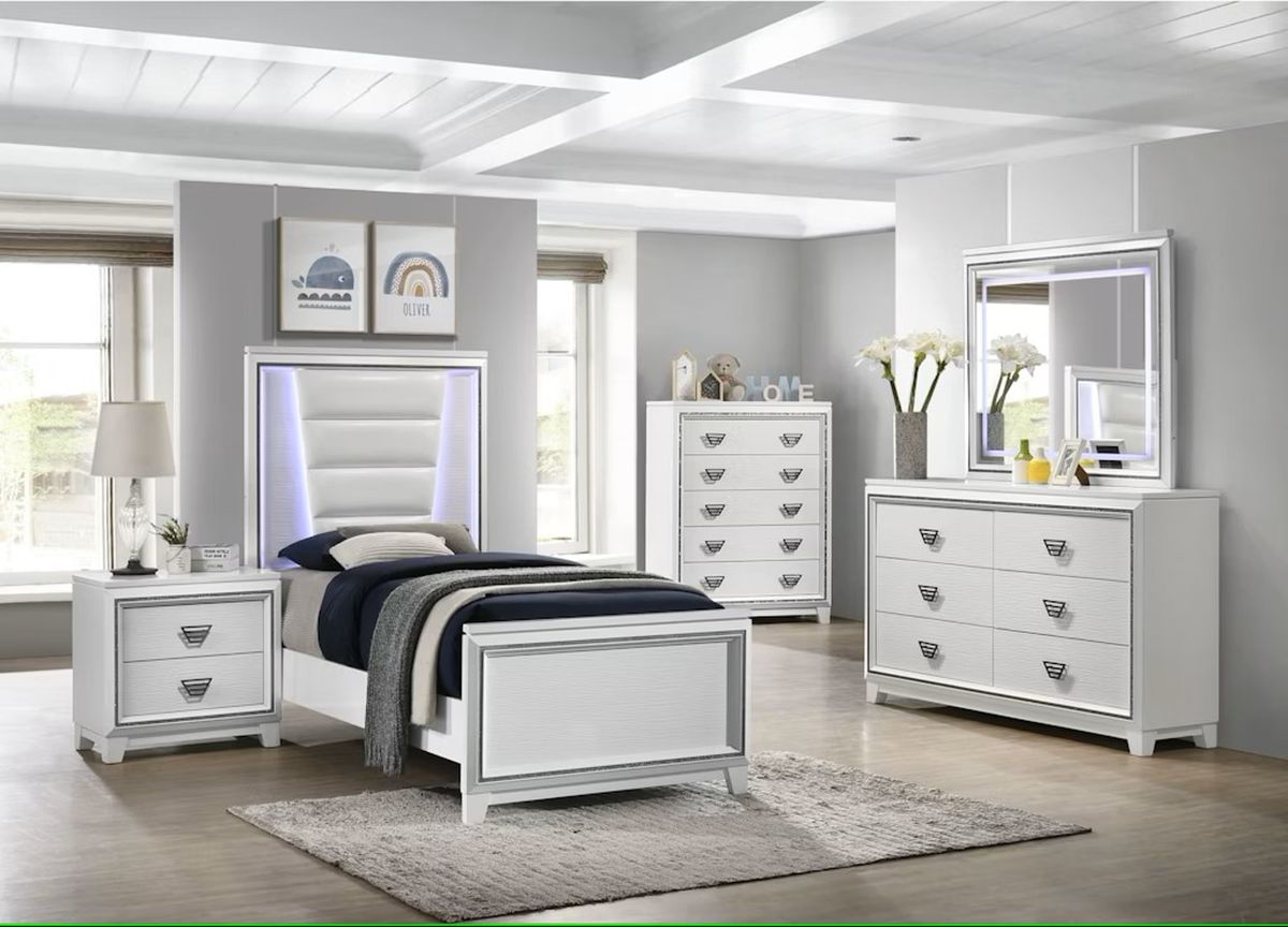 Moondance Twin Panel Bed in White - Jack’s Furniture and More (Laredo, TX)
