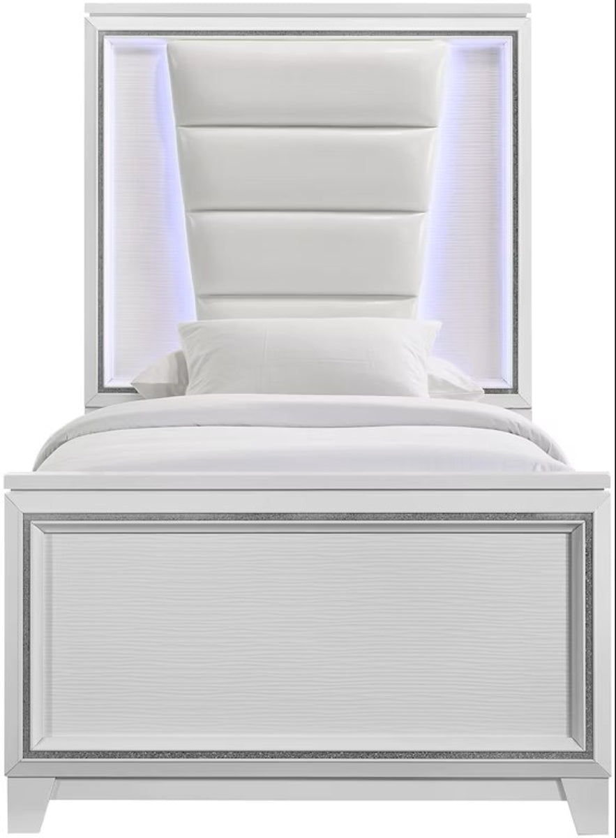Moondance Twin Panel Bed in White - Jack’s Furniture and More (Laredo, TX)