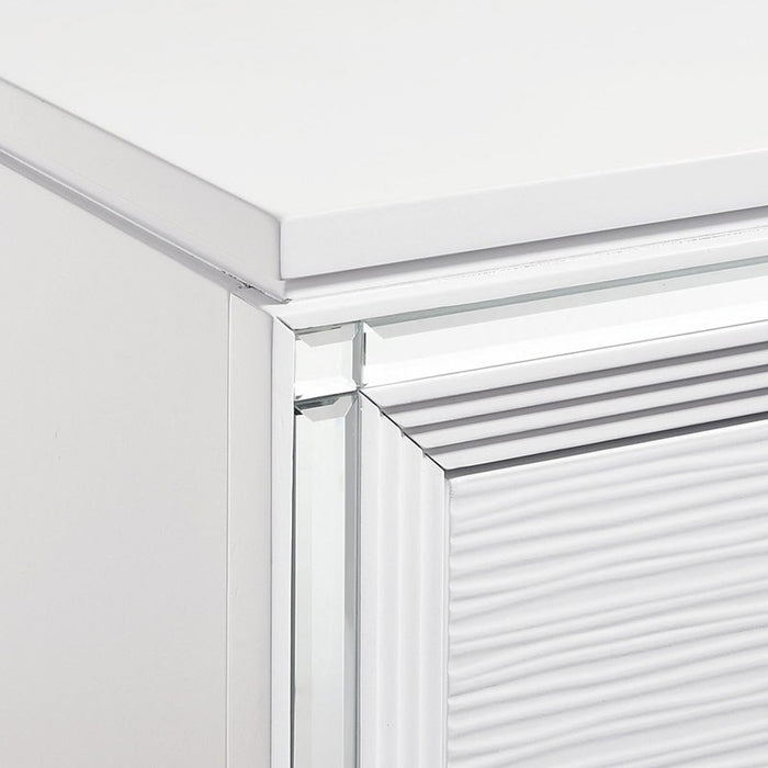 Twenty Nine Youth Chest in White - Jack’s Furniture and More (Laredo, TX)