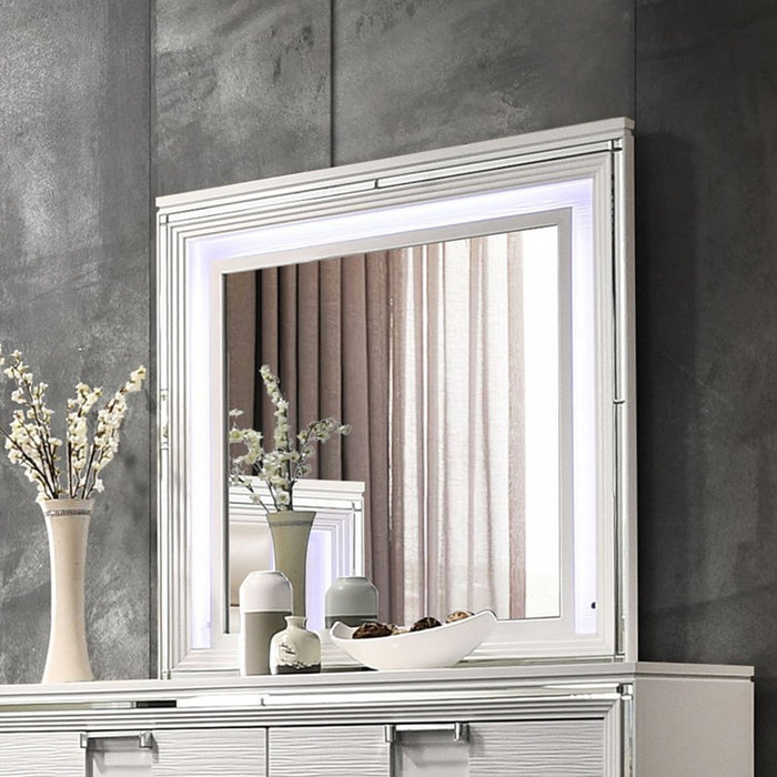 Twenty Nine Youth Mirror in White - Jack’s Furniture and More (Laredo, TX)